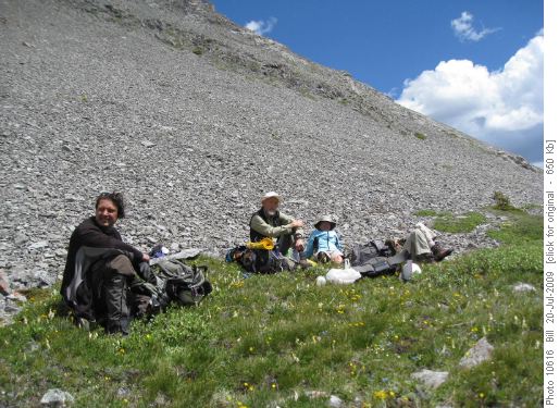 Lunch on south shoulder of Mt Putnik Lunch on south shoulder of Mt Putnik