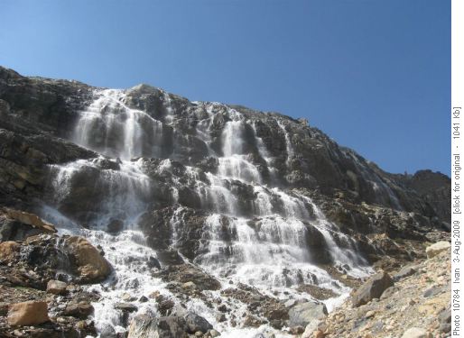 Waterfalls below Des Poilus