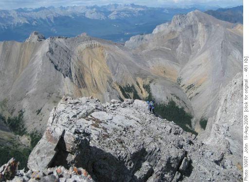 {212 Da Mu} scrambling final part of Mount Utopia.