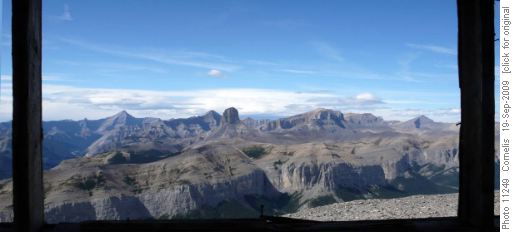 View from Black Rock Mt Fire Lookout. Devil's Head (2,670m) at centre and triangular Mt Aylmer (3162m) to the left.