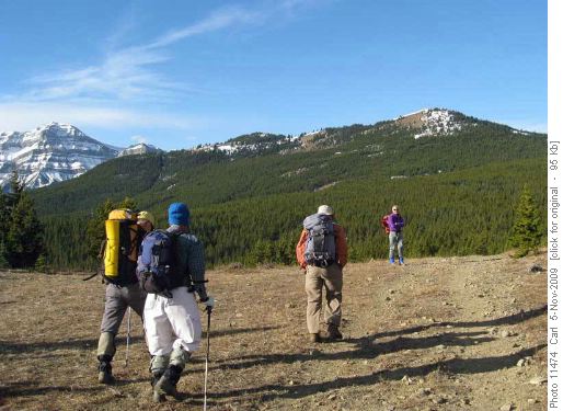 Heading out towards Surveyor's Ridge