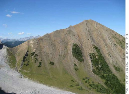 Bishop Ridge from east shoulder of Mt Bishop