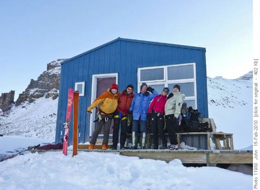 {532 John Duerden}, {957 Bob West}, {212 David Mulligan}, {746 Jeannine Martel} and {964 Alicja Derkacz} at Peyto Hut