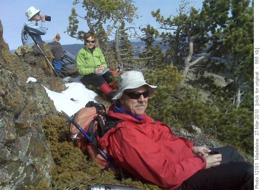 Bull Creek summit lunch out of the wind