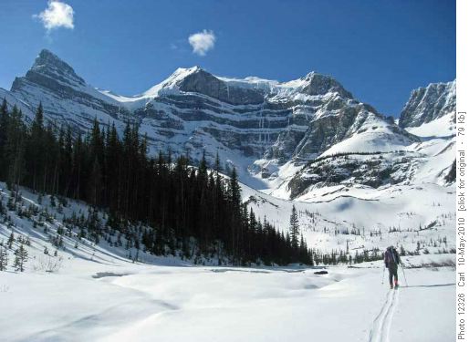 Ascending Epaulet Creek (Chephren and White Pyramid under clouds, 