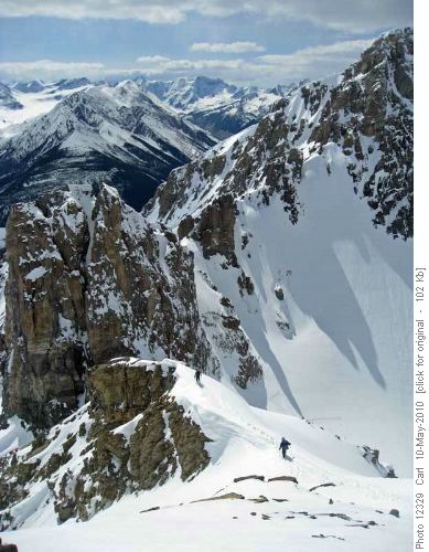 Descending to the White Pyramid/Epaulet col