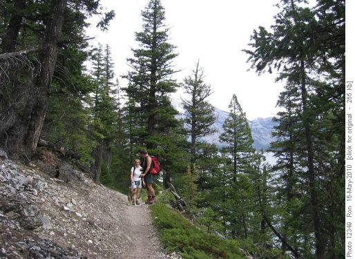 Madeleine, Gerry & Skyler on the L. Minnewanka trail