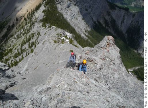 4_Past the crux going to the summit of Kananaskis
