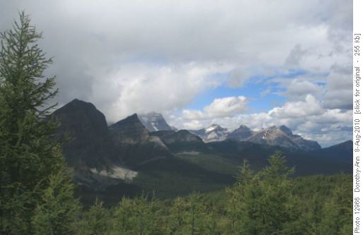 Mountains to the west from Healy Pass