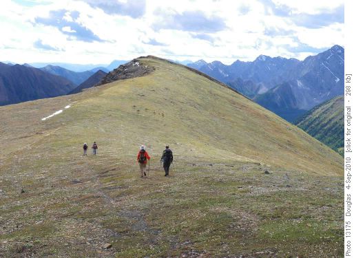 Heading south along the ridge with some company