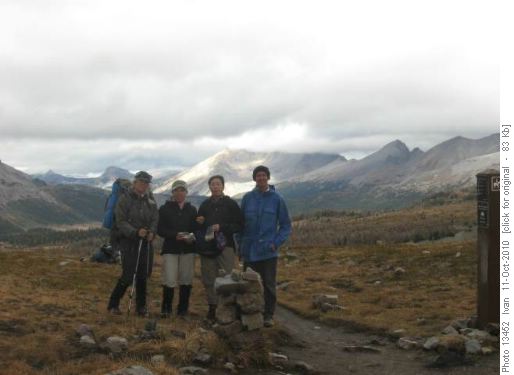 Wonder pass/ Christine, Yoko, Sharon, Dave/. Wonder pass/ Christine, Yoko, Sharon, Dave/.