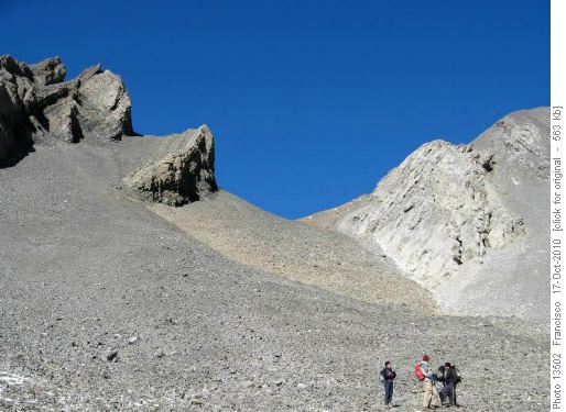 The col between Lineham cirque and Junction valley