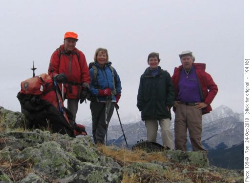 {158 Wally Drew}, {206 Barb Mitchell}, {281 Pat Jamniczky} & {177 Ron Hunter} on Powderface Ridge