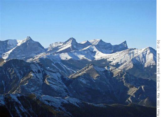 The Lougheeds from peak 3 (GR412443) The Lougheeds from peak 3 (GR412443)