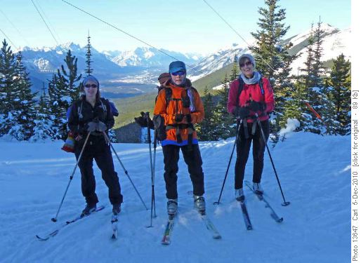 Hannah, Sim and Jeannine at Skogan Pass