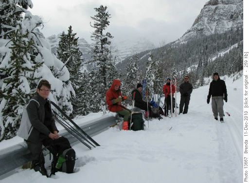 Lunch stop at Moraine Lake viewpoint
