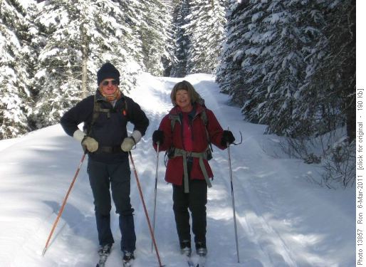 {826 John Katay} and {206 Barb Mitchell} on Spray River trail