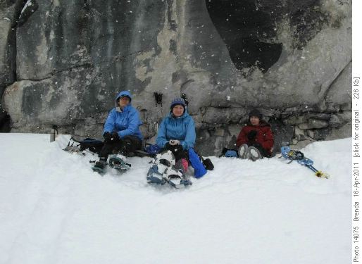 A comfy lunch tucked in beside one of the elephant rocks