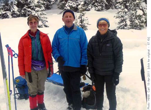 Yolande, Carl, and Alda at Tyrwhitt picnic table