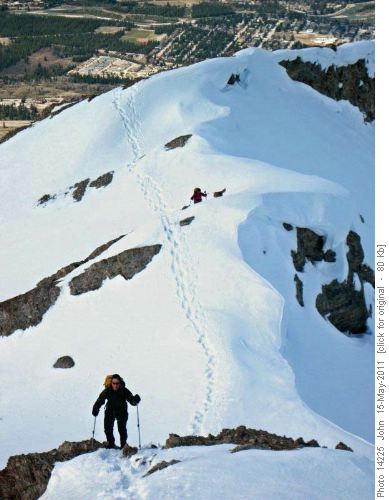 {428 Alda sig} ascending to summit ridge of Grotto