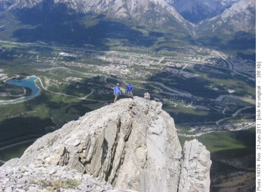 {177 Ron Hunter} & {169 Joe Gerritsen} on Miner's Peak outlier