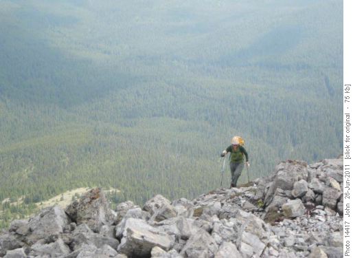 {428 Alda Sig} approaching summit Midnight peak.