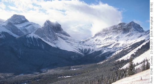 Mt Lougheed (3107m), Wind Tower (2695m) and the Rimwall. (2695m)