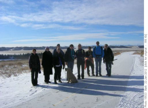 Group on Bowbend Trail