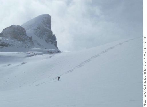 Clifton making tracks below Mt St Nicholas