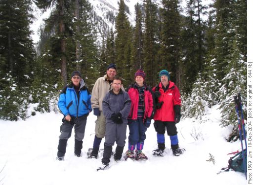 {385 ji po}; {770 co ko}; {848 je de}; {797 ro mc} & {796 ia be} taking a break from snowshoeing the Sawmill Trails