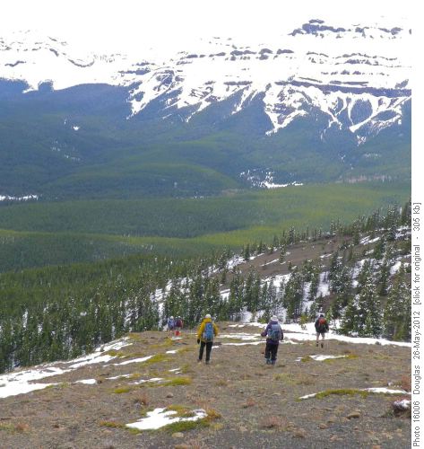 Descent towards Gorge Creek