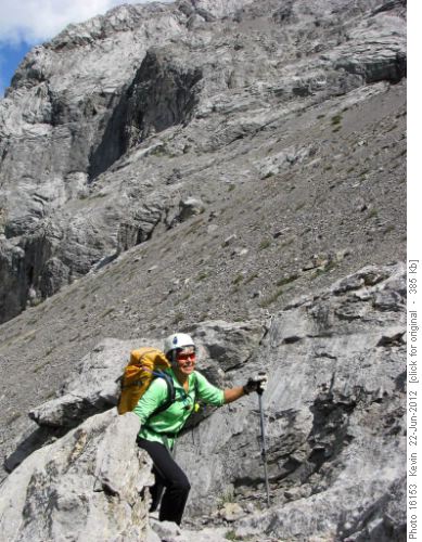 Alda heading up the lower cliffband