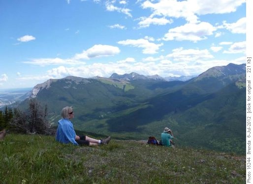 Looking across at Pigeon Mtn