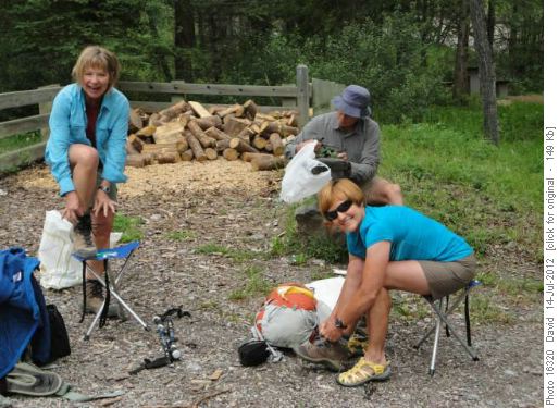 Cory Trailhead: {206 ba mit} and {1054 k br} with {154 ph c} behind
