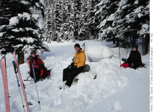 {421 do d}, {607 da gan} and {168 si ga} enjoy lunch at Taylor Lake Campground