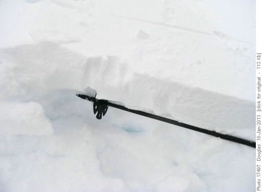 Thin new consolidated layer above the deep facetted snow layer