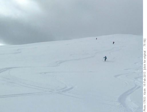 Surperb skiing on the slopes down to Katherine Lake
