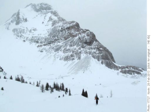 Skiing down from Smuts high col
