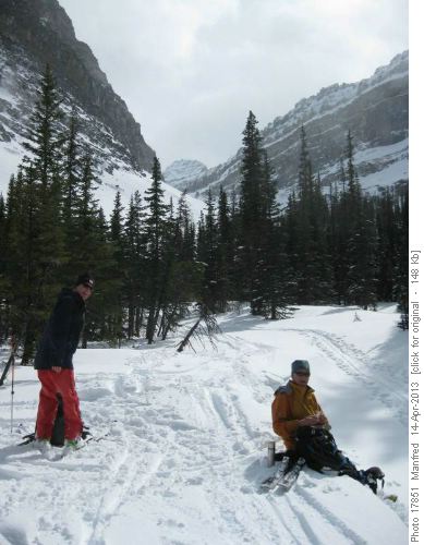 A well deserved rest before survival skiing in the creek bed.