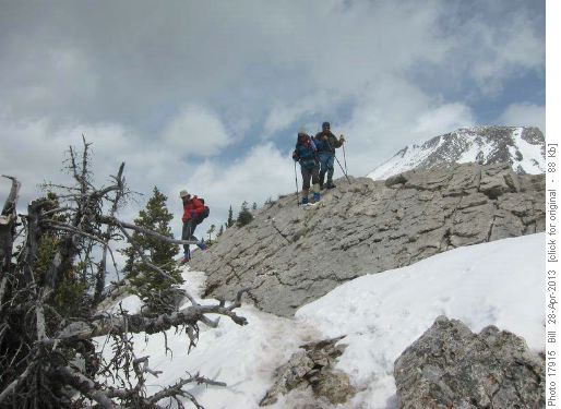 Descending from the teahouse