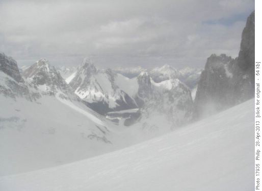 Blowing snow at Robertson col