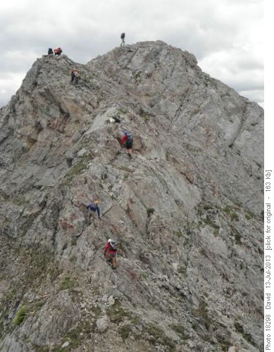Mt Norquay: Traverse of west ridge outlier