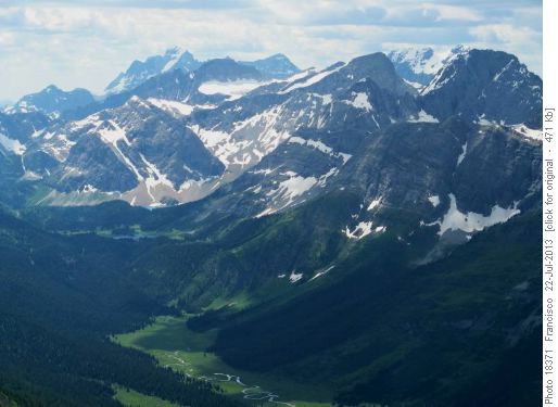 Green valleys & snowy summits