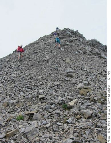 Descending ridge between Burtsall Passes