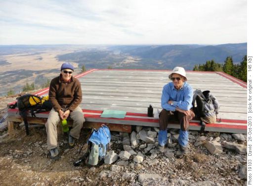 {1168 jo gap} and {826 j ka} enjoy lunch on helicopter pad at Barrier Lake Lookout