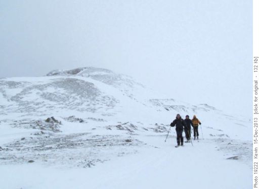 Last few steps to South Burstall Pass