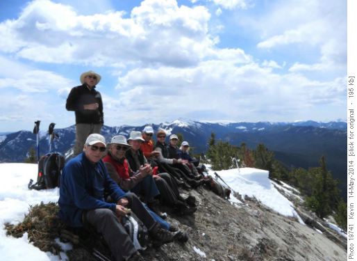 Just enough dry area on the summit for a pleasant lunch