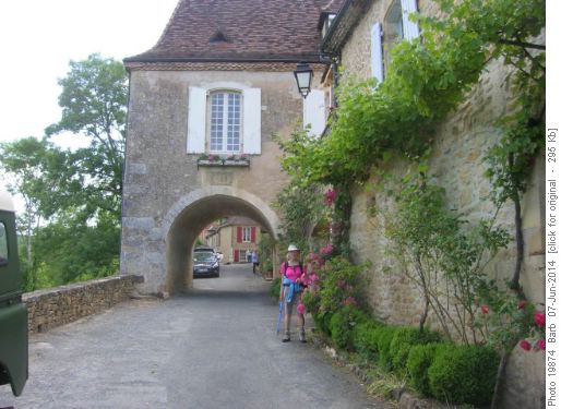 Barb F by roses & arch in Limeuil