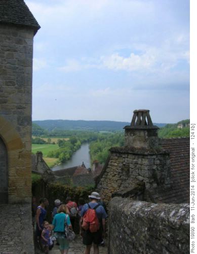 Descending from Chateau, overlooking Dordogne River
