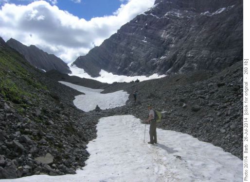 Snow on approach to Glacier